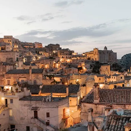 Seicentotufi Gasthuis Matera