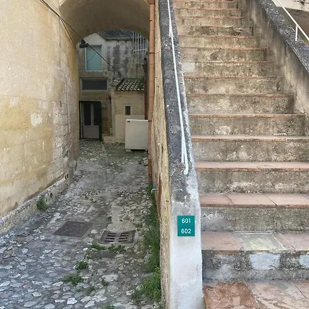 בית הארחה Seicentotufi 4*