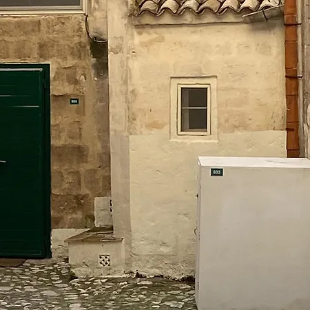 Seicentotufi בית הארחה