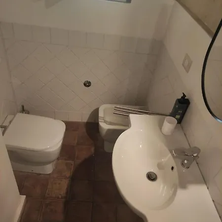 Guest house Seicentotufi 3*